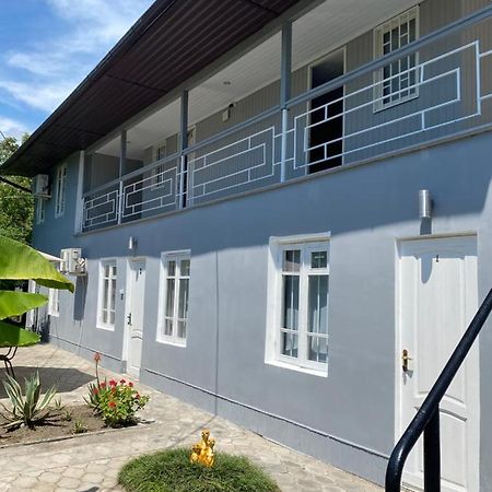Гостевой Дом «Green Garden» Sochumi Exterior foto